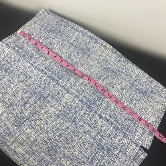 Katherine Barclay Montreal Women's Patterned Pencil Skirt Size 2 Blue White - Picture 6 of 7